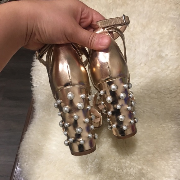 Steve Madden - Pearled Rose Gold Block Heels 7 - Picture 14 of 16